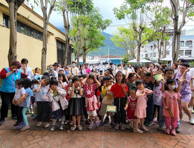 吉安鄉與東華大學聯辦勇者村營隊