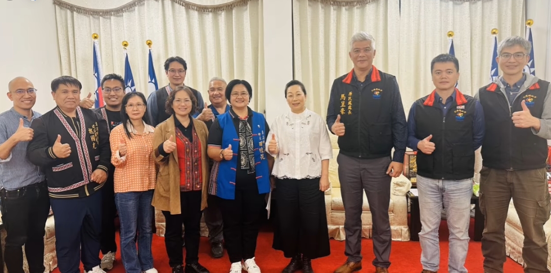 114年第22屆全國布農族射耳祭暨傳統技能競賽在卓溪 縣長徐榛蔚鼓勵文化傳承和智慧保存