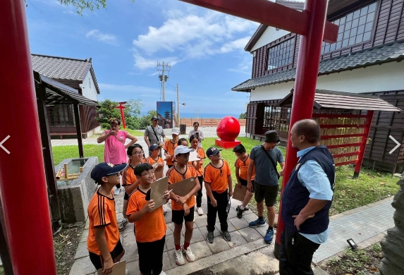 探訪太魯閣族遷移遺跡-Tunux表示，把自己祖先發生的故事說給孩子聽