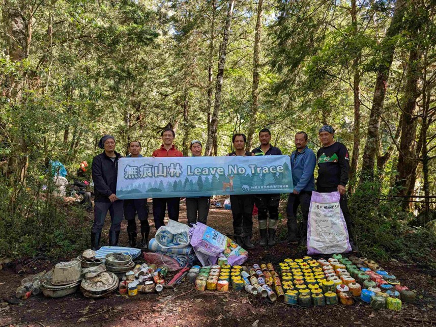 林業保育署花蓮分署攜手民團 提升馬博橫斷中平林道段登山安全