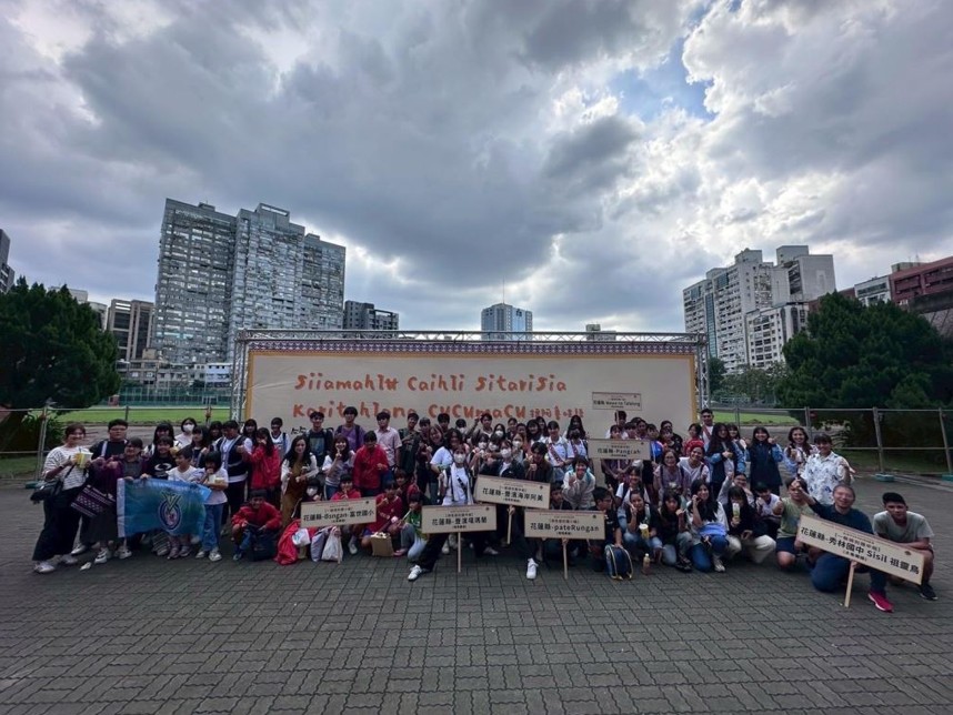 花蓮縣府親頒紅榜 鼓勵族語單詞全國決賽花蓮代表隊