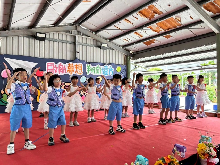 歡笑與祝福齊飛！欣欣幼兒園溫馨畢典
