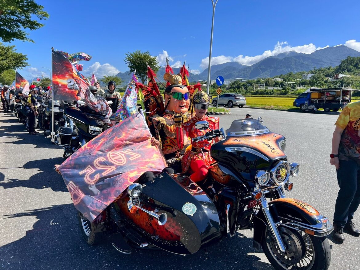 哈雷騎士震撼登場　富里夜色最熱血！