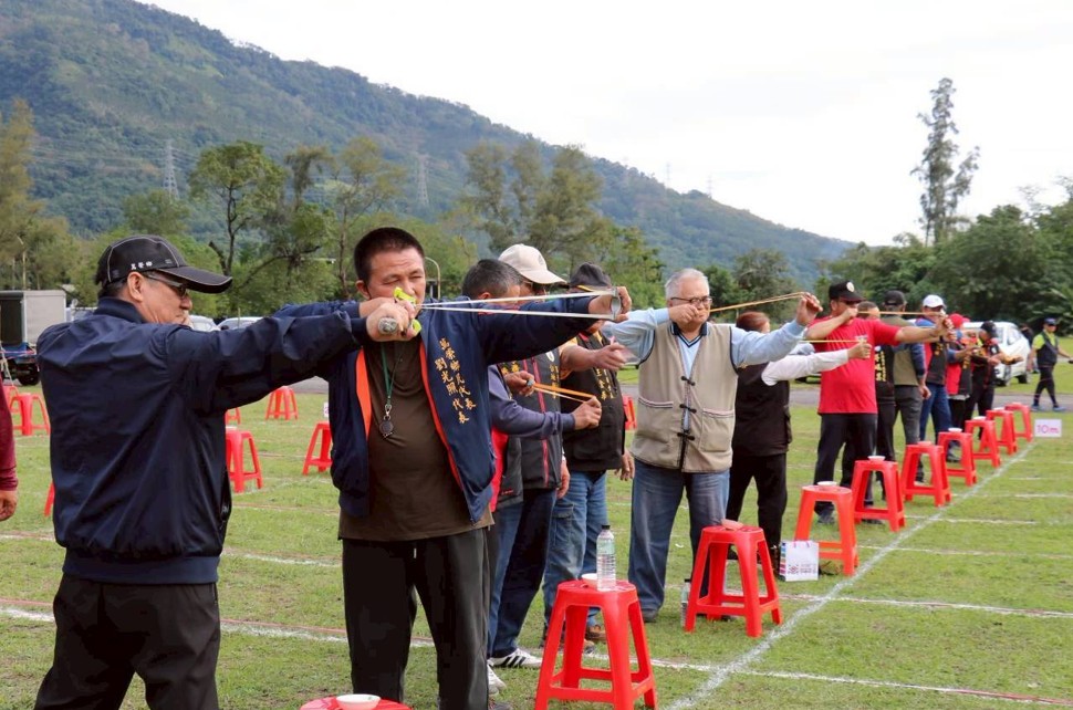萬榮鄉「鄉長盃彈弓錦標賽」，數百好手齊聚競技