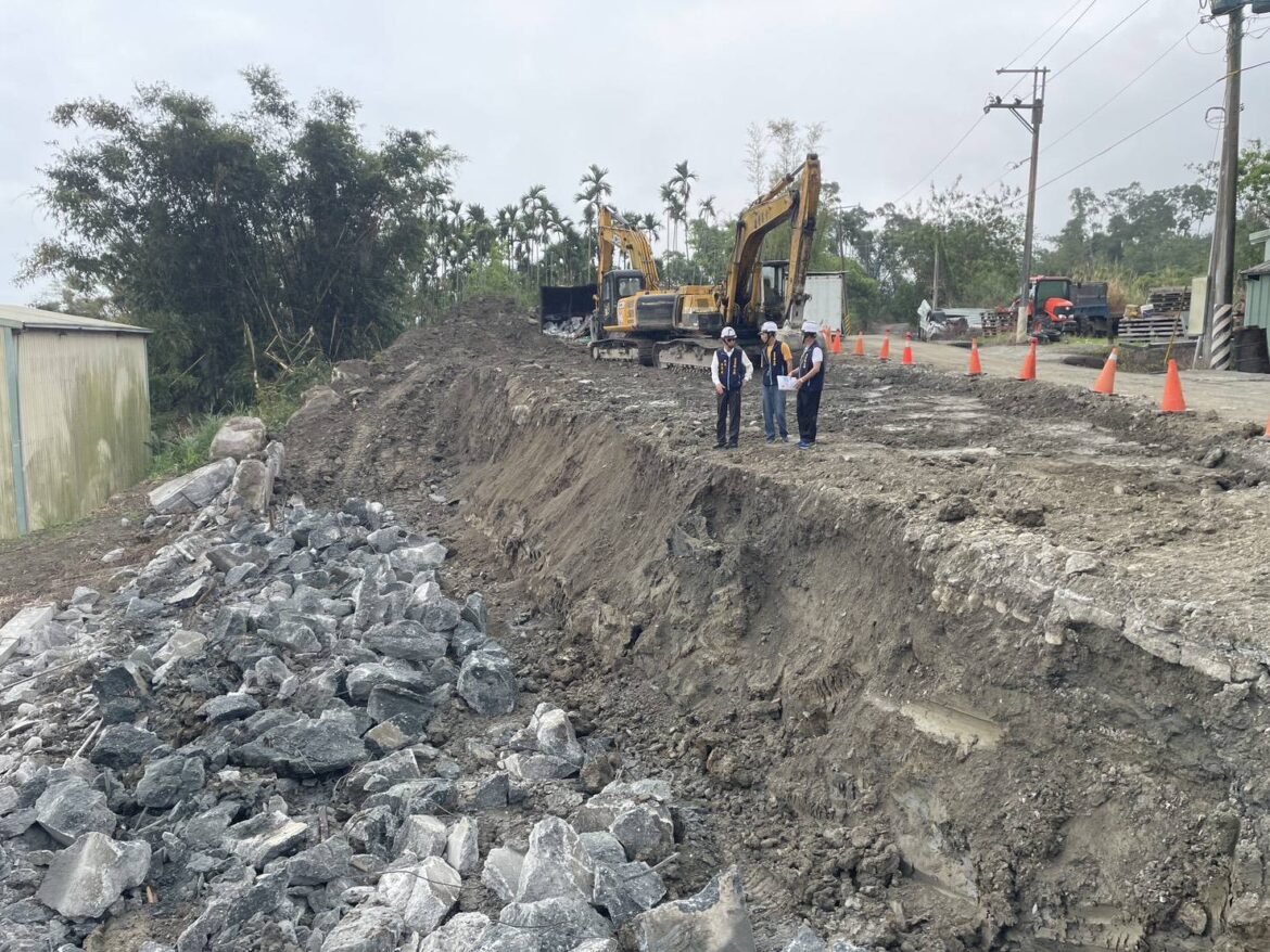 確保工程不打折! 富里鄉長督導公共工程及災害復建　全面提升富里防災韌性