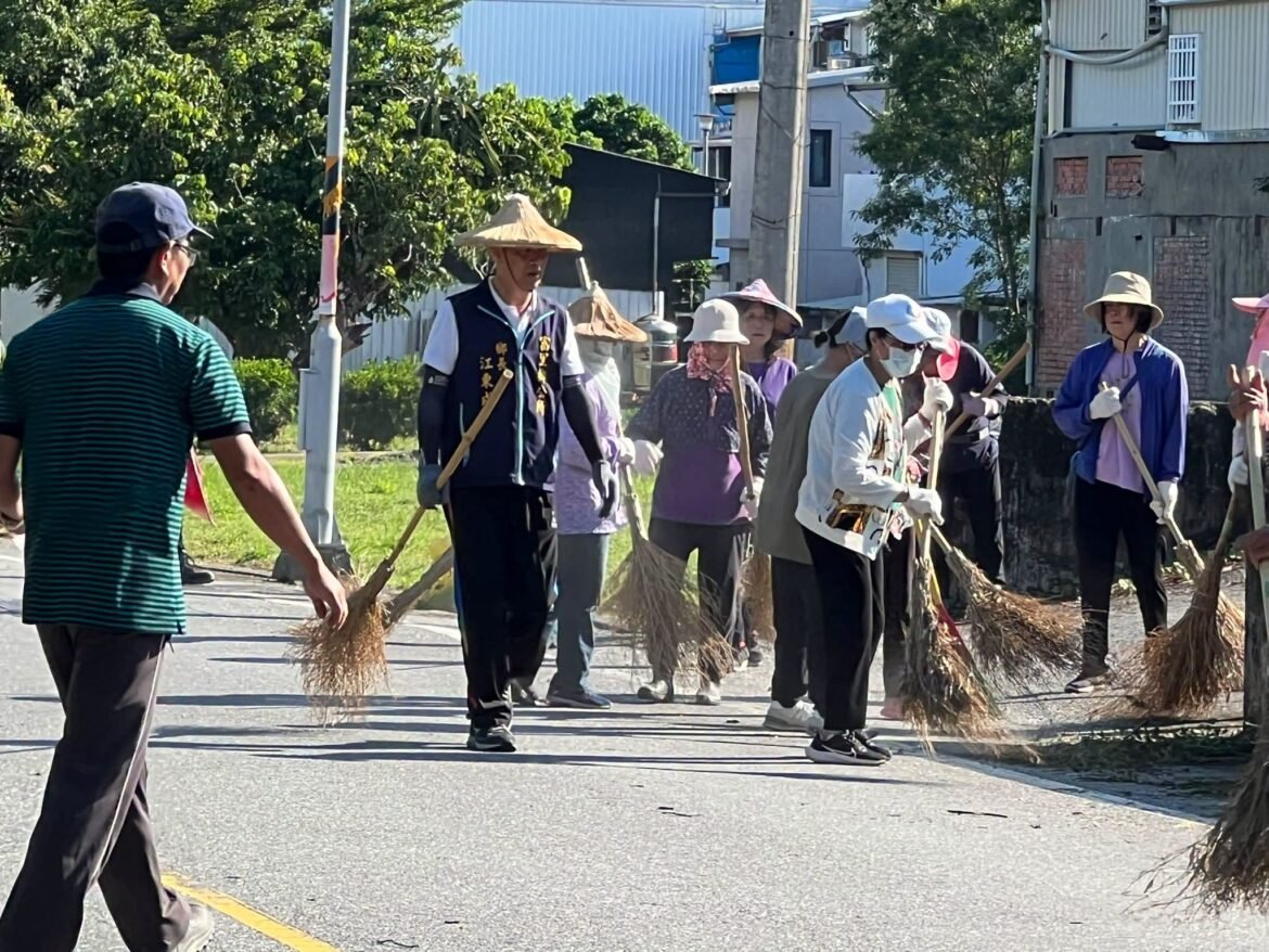 **富里鄉長江東成率石牌村民掃街　高齡長者熱情響應守護家園**